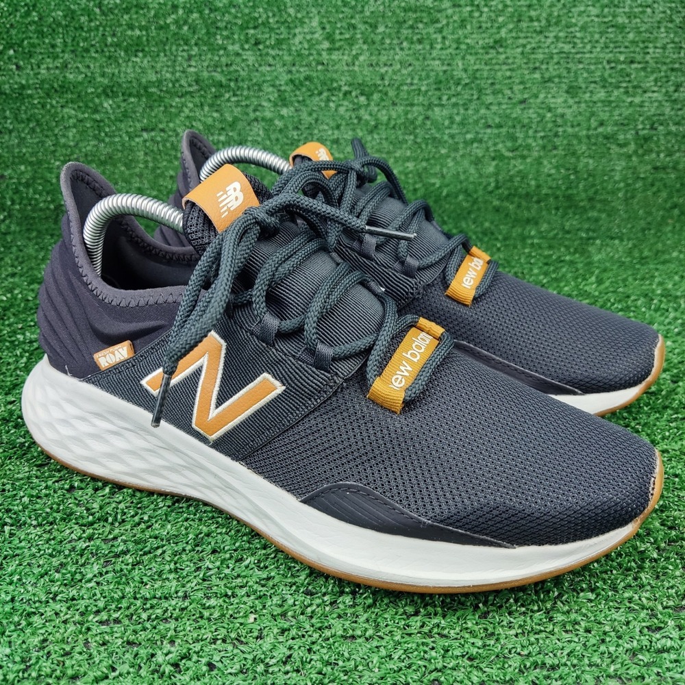 New Balance Running Shoes Mens 9.5 Grey Fresh Foam Roay MROAVBK Athletic Sneaker